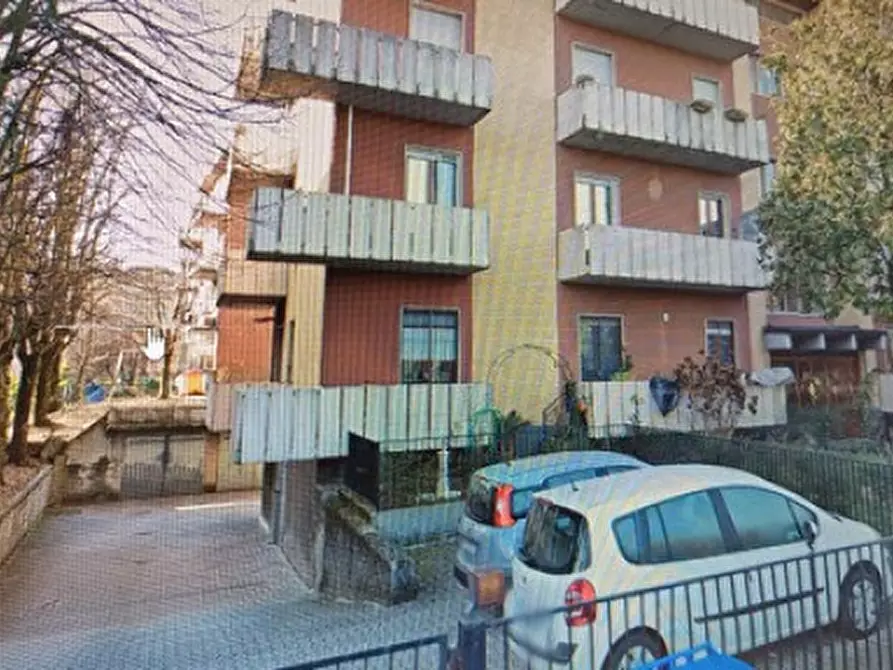 Immagine 1 di Garage in vendita  in Via Genova n.19 a Parma