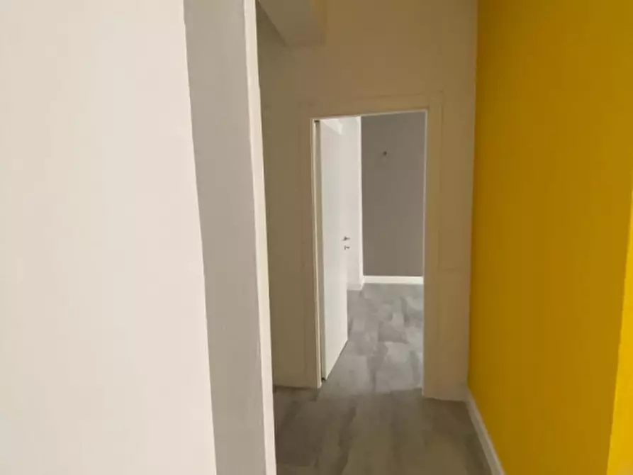 Immagine 9 di Appartamento in vendita  in Borgo Angelo Mazza n.2 a Parma