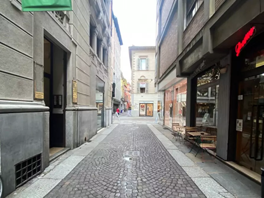 Immagine 13 di Appartamento in vendita  in Borgo Angelo Mazza n.2 a Parma