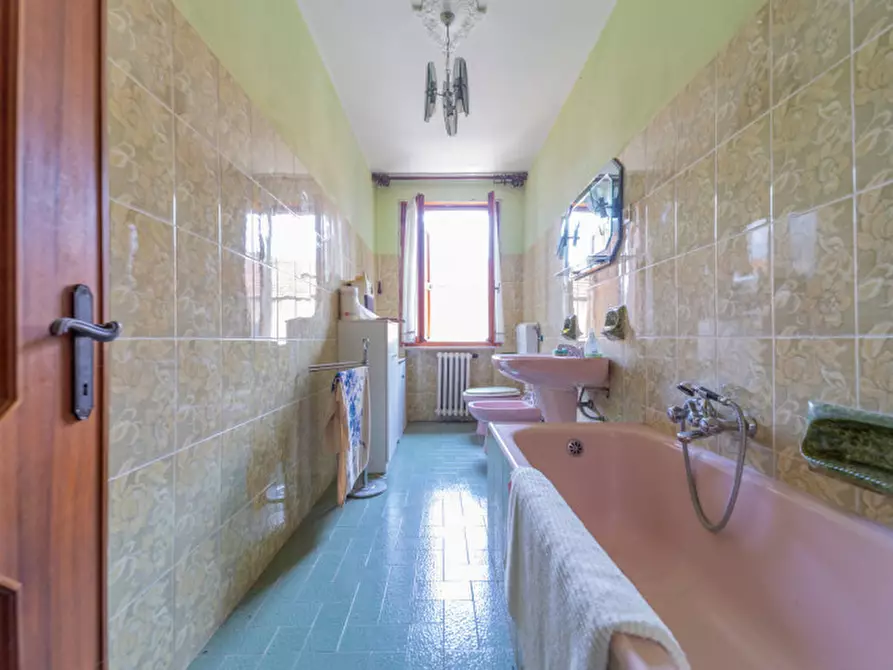 Immagine 21 di Villa in vendita  in Località Ballone a Corniglio