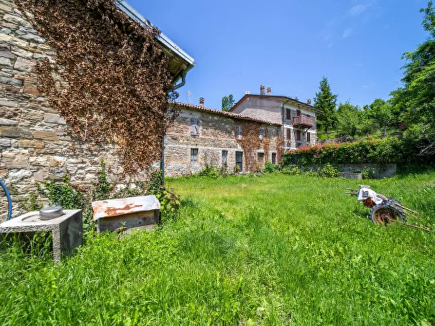 Immagine 18 di Rustico / casale in vendita  in Frazione Villula a Corniglio