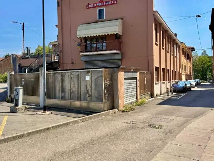 Immagine 1 di Casa indipendente in vendita  in Via Monte Corno a Parma