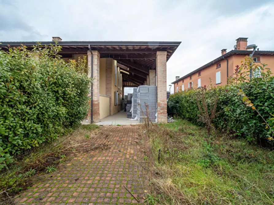 Immagine 25 di Rustico / casale in vendita  in Via Paradigna a Parma