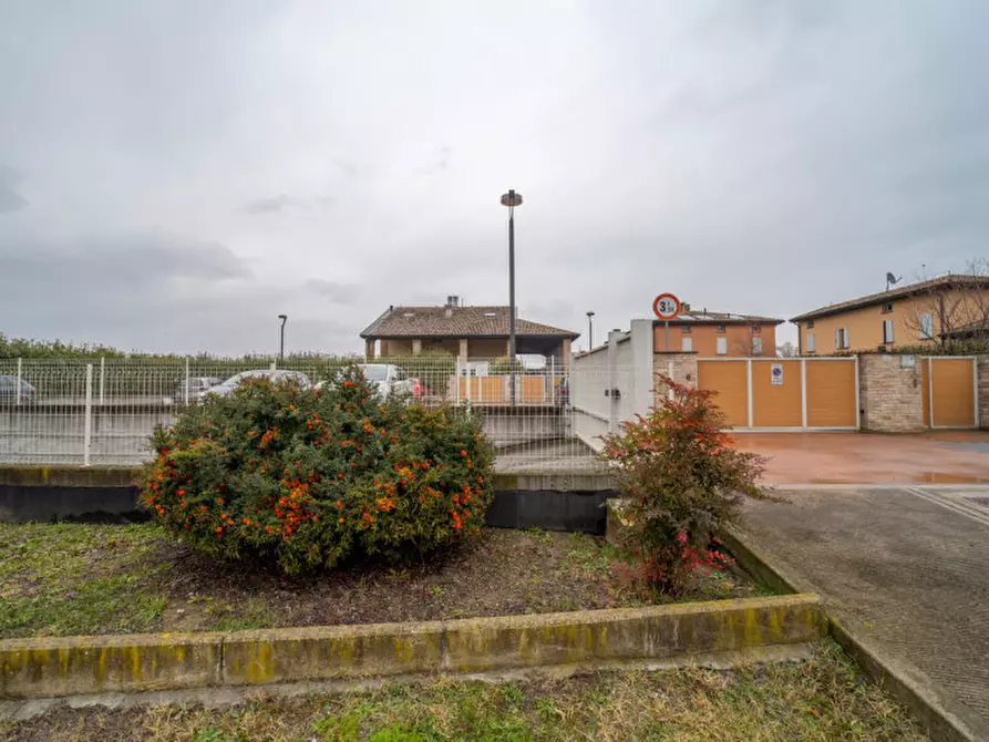 Immagine 37 di Rustico / casale in vendita  in Via Paradigna a Parma