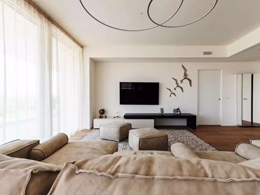 Immagine 2 di Attico in vendita  in Via Volturno a Parma