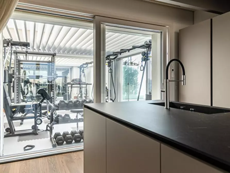 Immagine 6 di Attico in vendita  in Via Volturno a Parma