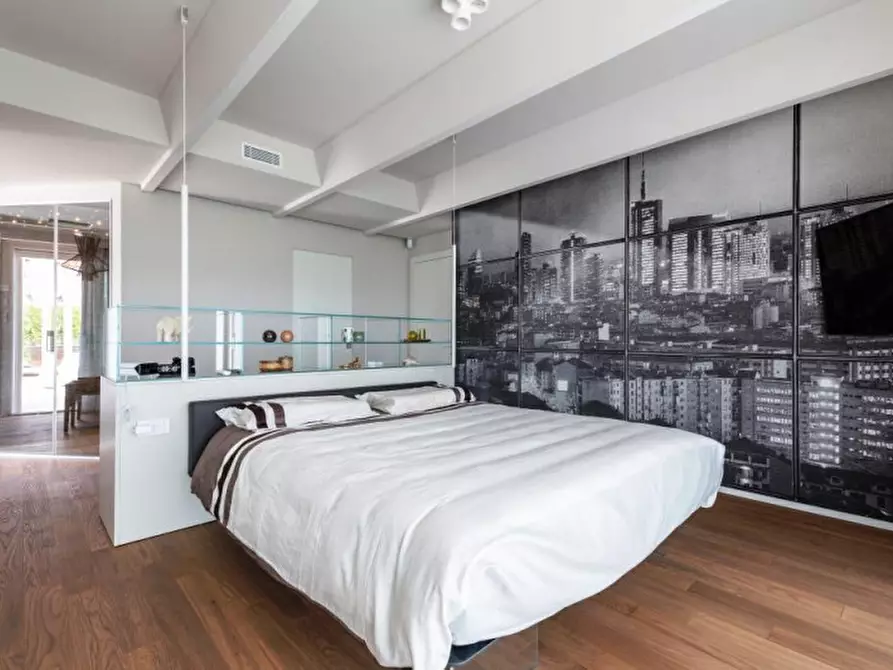 Immagine 12 di Attico in vendita  in Via Volturno a Parma