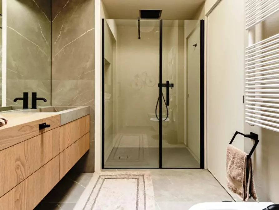 Immagine 18 di Attico in vendita  in Via Volturno a Parma