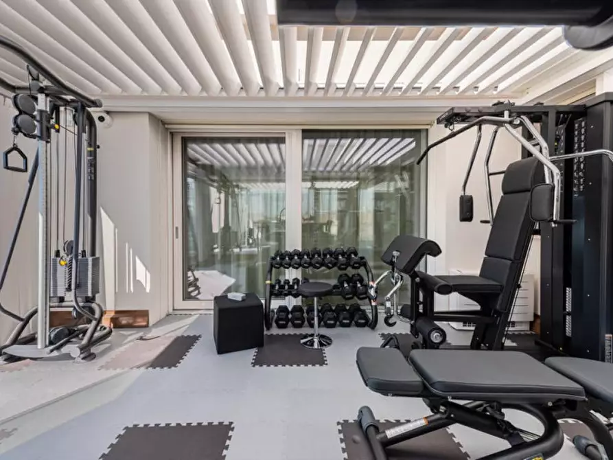 Immagine 34 di Attico in vendita  in Via Volturno a Parma