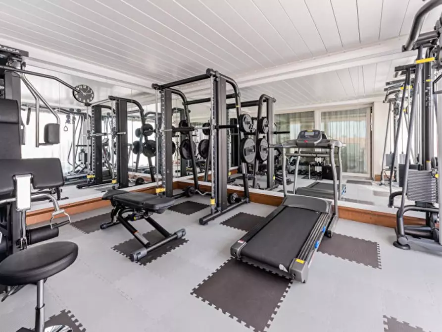 Immagine 37 di Attico in vendita  in Via Volturno a Parma