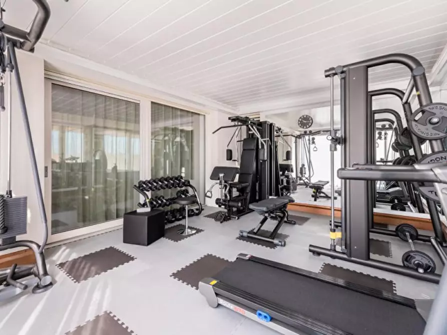 Immagine 38 di Attico in vendita  in Via Volturno a Parma