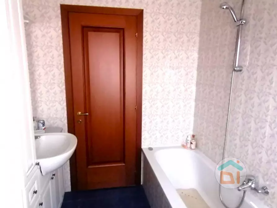 Immagine 17 di Appartamento in vendita  in via Abetti 22 a Gorizia