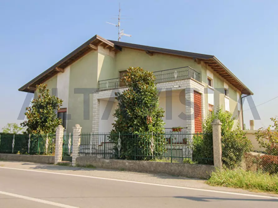 Immagine 1 di Villa in vendita  in via Gavardina a Bedizzole