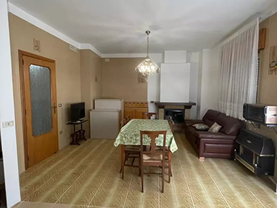 Immagine 9 di Appartamento in vendita  a Moliterno