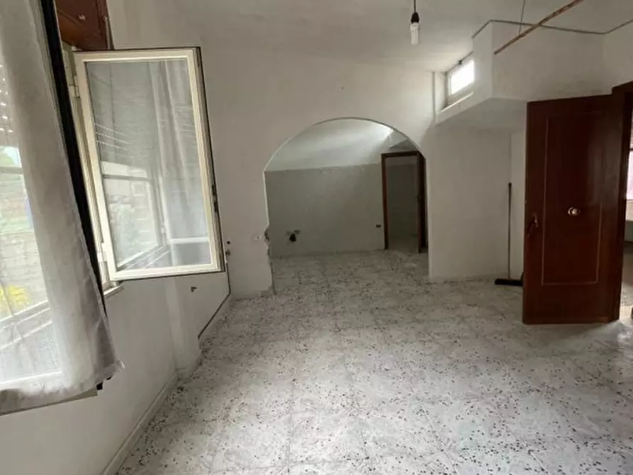 Immagine 29 di Appartamento in vendita  a Moliterno