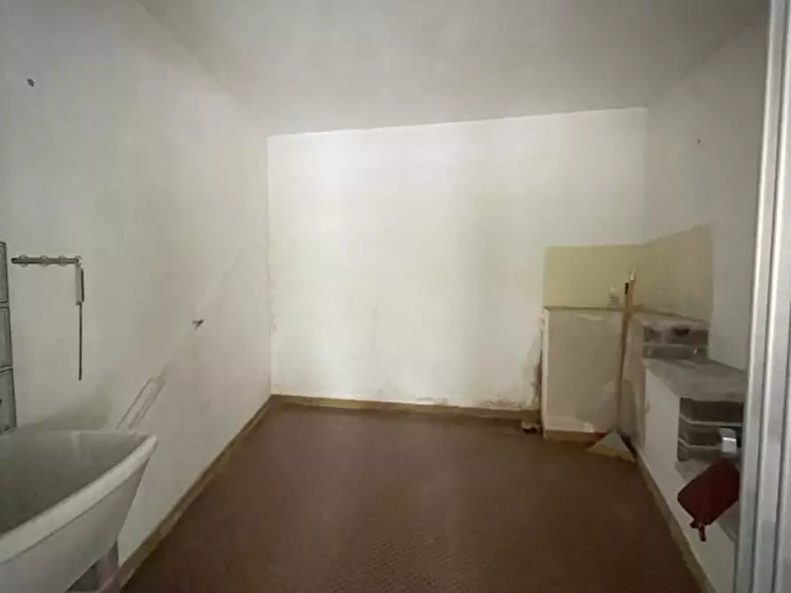 Immagine 31 di Appartamento in vendita  a Moliterno