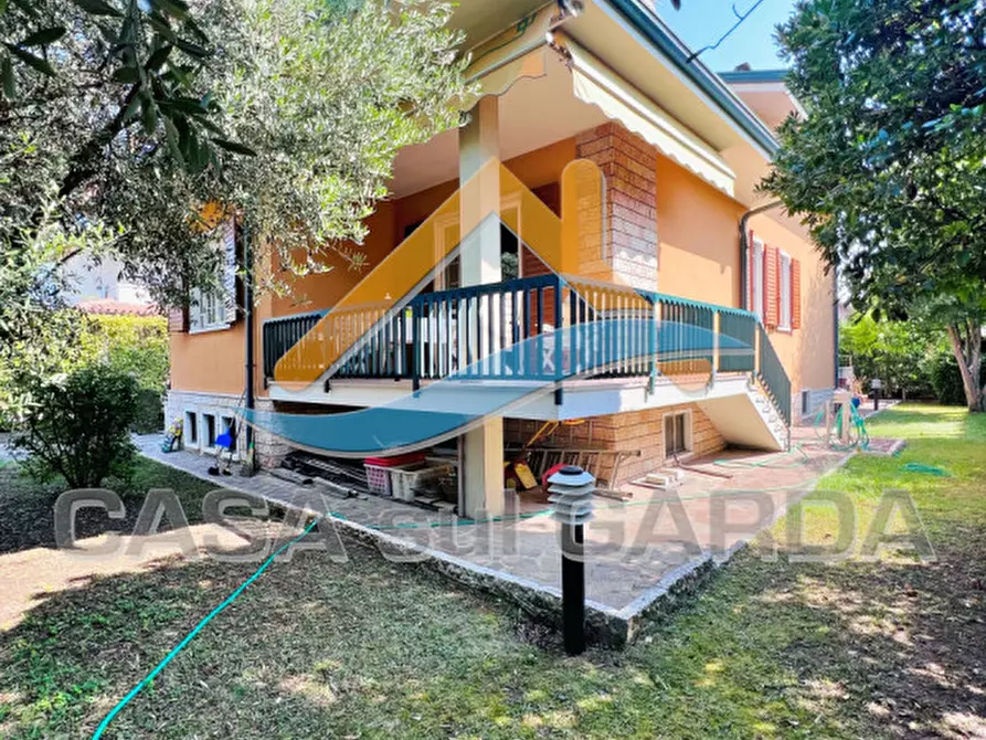 Immagine 34 di Villa in vendita  in Via Alberetti a Castelnuovo Del Garda