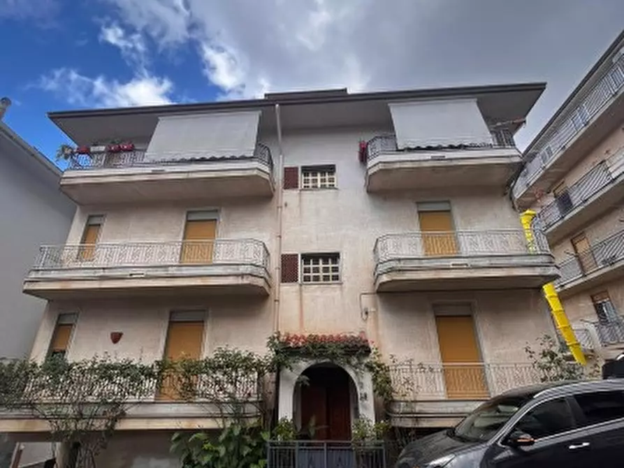 Immagine 1 di Appartamento in vendita  in Via Ettore Majorana 15 a Marineo