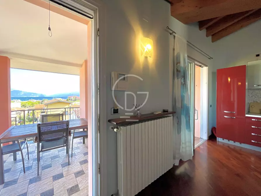 Immagine 7 di Appartamento in vendita  in Via Romanino a Desenzano Del Garda
