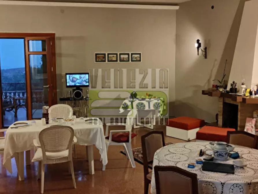 Immagine 4 di Villa in vendita  in San Corrado Lenzavacche a Noto