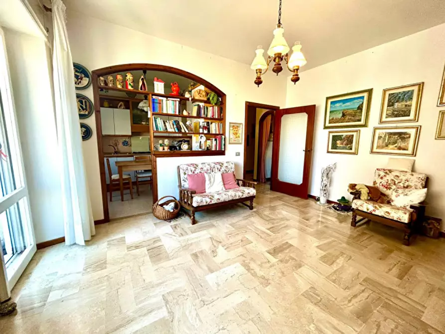 Immagine 11 di Appartamento in vendita  a Olbia