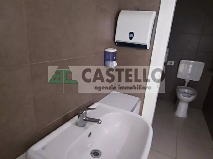 Immagine 12 di Negozio in affitto  in peraga a Vigonza