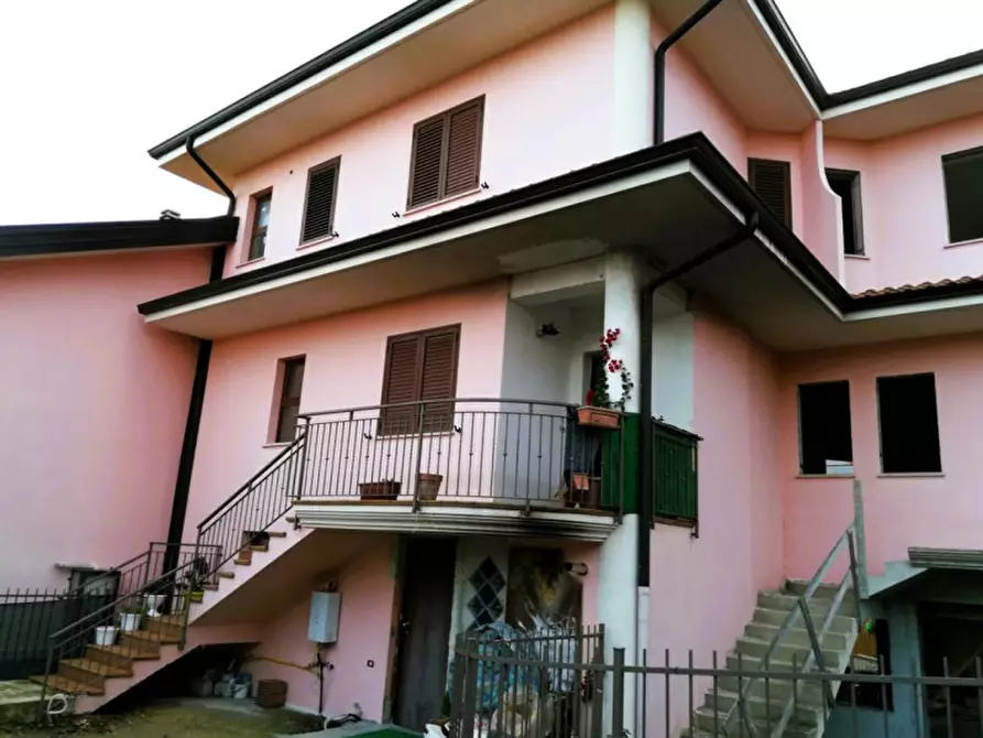Immagine 1 di Appartamento in vendita  in Via Chiesa a San Vincenzo La Costa