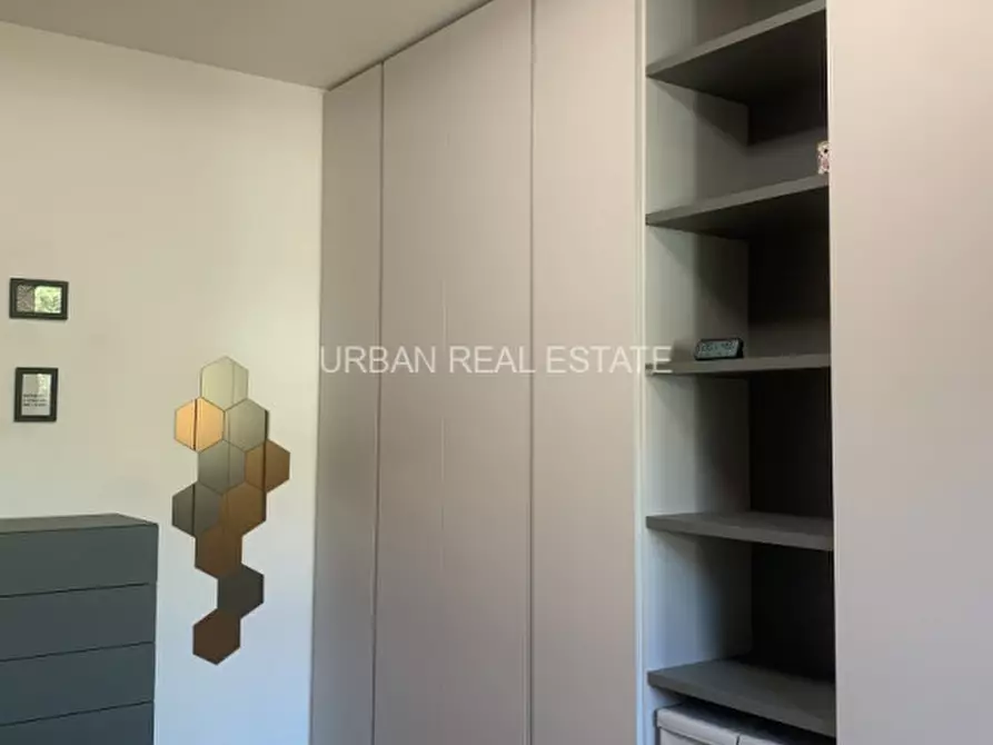 Immagine 36 di Appartamento in affitto  in Via Rossetti 87 a Trieste