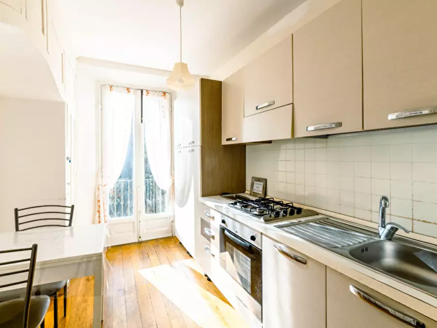 Immagine 16 di Villa in vendita  in via Cantoni, 10 a Arona