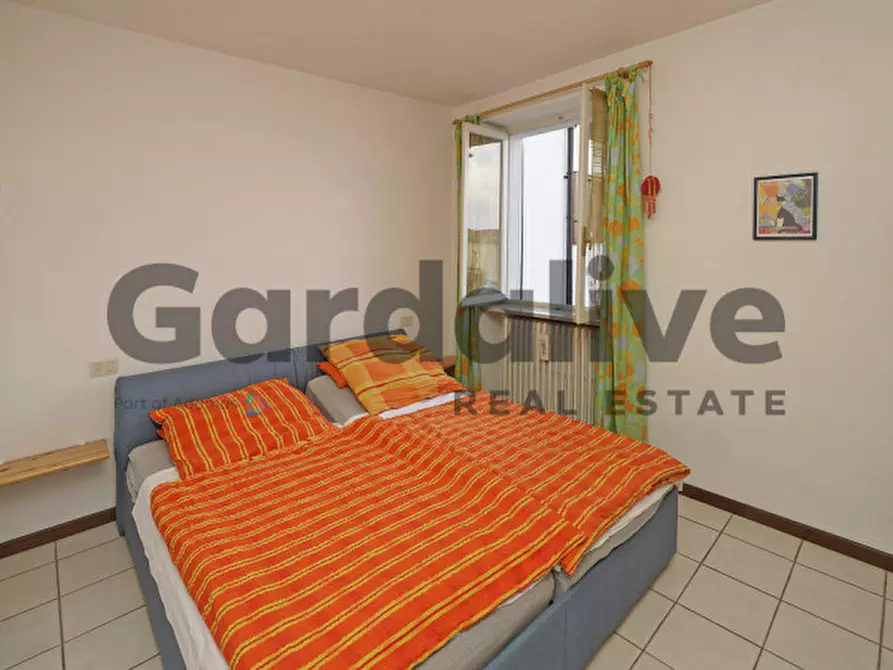 Immagine 13 di Appartamento in vendita  in Piazza olivieri 1 a Polpenazze Del Garda