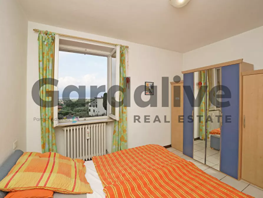 Immagine 14 di Appartamento in vendita  in Piazza olivieri 1 a Polpenazze Del Garda