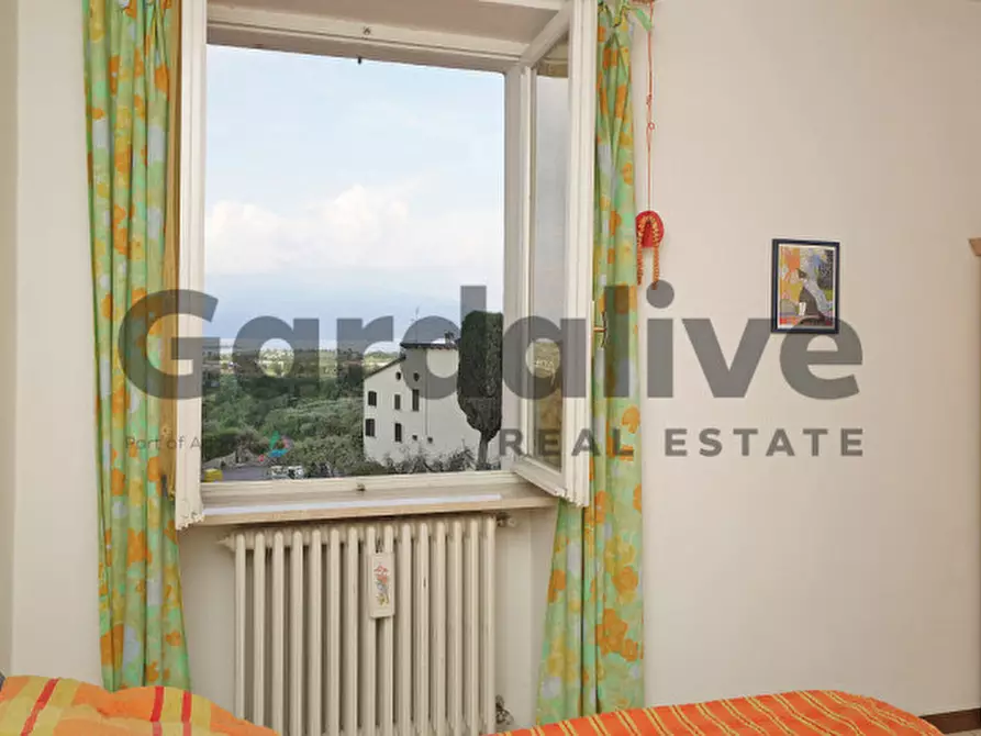 Immagine 15 di Appartamento in vendita  in Piazza olivieri 1 a Polpenazze Del Garda