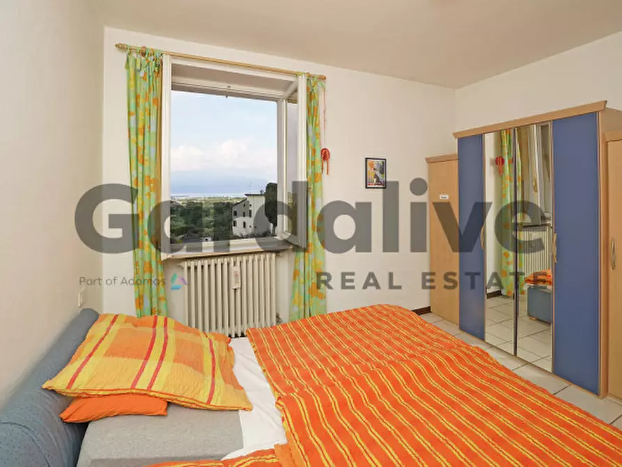 Immagine 16 di Appartamento in vendita  in Piazza olivieri 1 a Polpenazze Del Garda