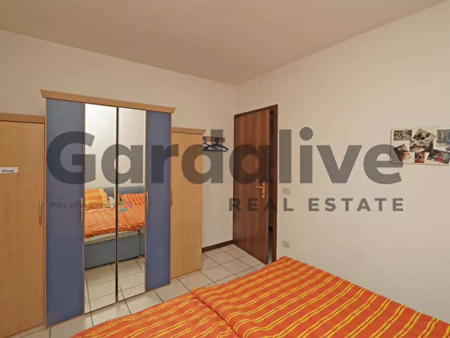 Immagine 17 di Appartamento in vendita  in Piazza olivieri 1 a Polpenazze Del Garda