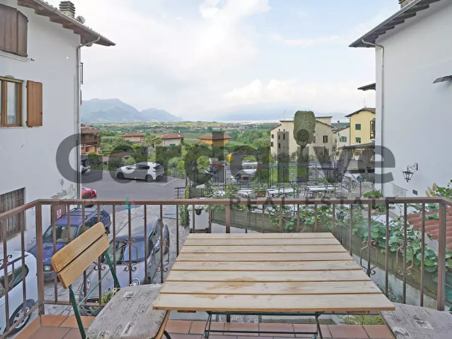 Immagine 21 di Appartamento in vendita  in Piazza olivieri 1 a Polpenazze Del Garda