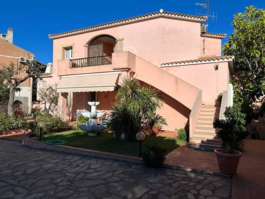 Immagine 1 di Villa in vendita  in via l'aldiola 1 a Arzachena