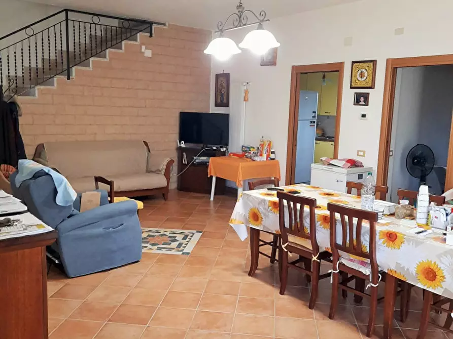Immagine 5 di Villa in vendita  in Contrada Cicala a Partinico