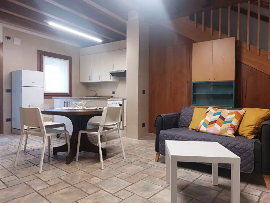 Immagine 3 di Villetta a schiera in affitto  in viale Riviera Berica a Vicenza