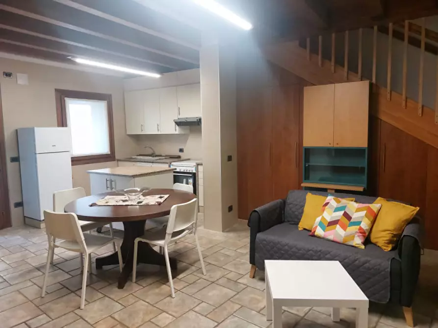 Immagine 4 di Villetta a schiera in affitto  in viale Riviera Berica a Vicenza