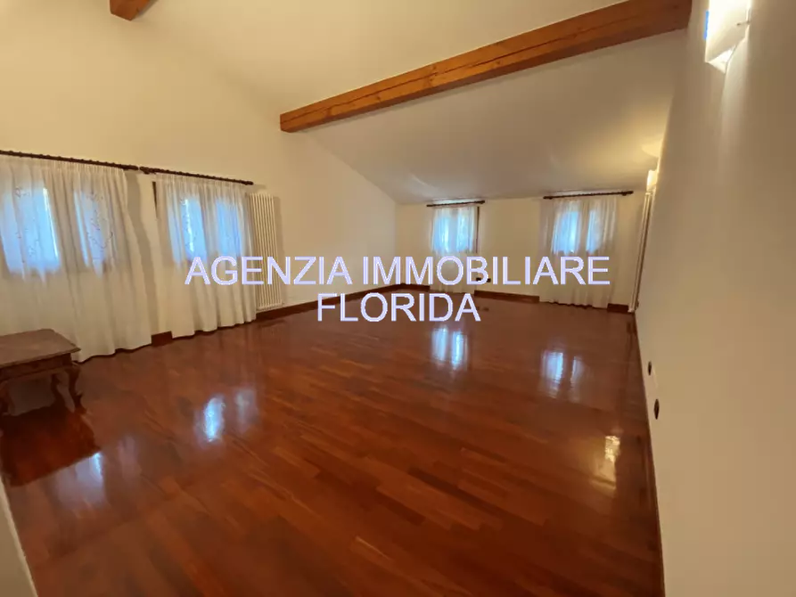 Immagine 19 di Casa bifamiliare in vendita  a Piombino Dese