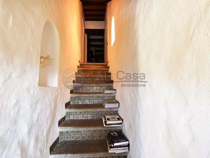 Immagine 37 di Villa in vendita  in Via della lisca 2 a Pistoia