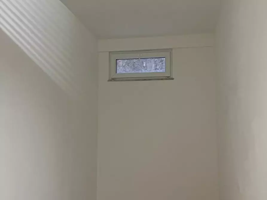 Immagine 7 di Cantina in vendita  a Cagliari