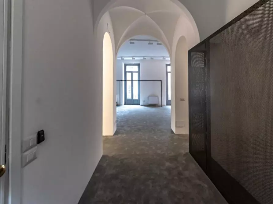 Immagine 18 di Attività commerciale in affitto  in CORSO VENEZIA a Milano