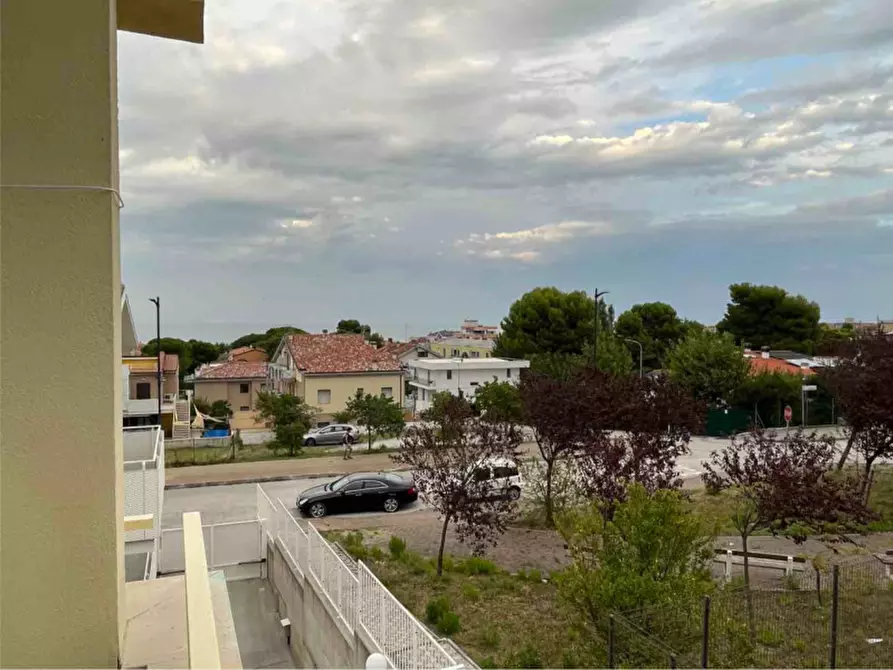Immagine 12 di Appartamento in vendita  in VIA CAPRI a Senigallia