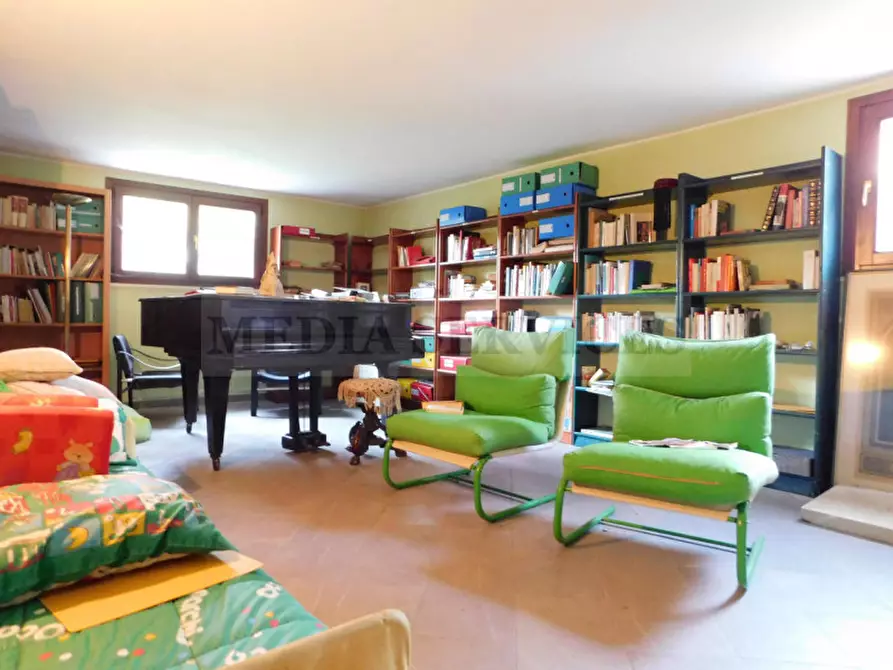 Immagine 21 di Villa in vendita  in via Abetone n° 1 a Garlasco