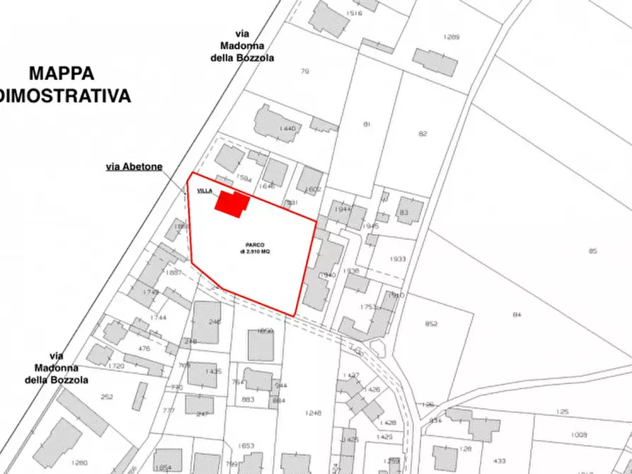 Immagine 30 di Villa in vendita  in via Abetone n° 1 a Garlasco