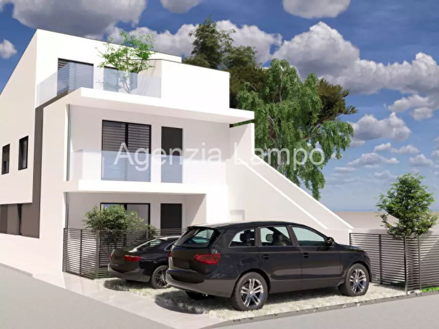 Immagine 1 di Casa bifamiliare in vendita  in Via Dalmazia a Portogruaro