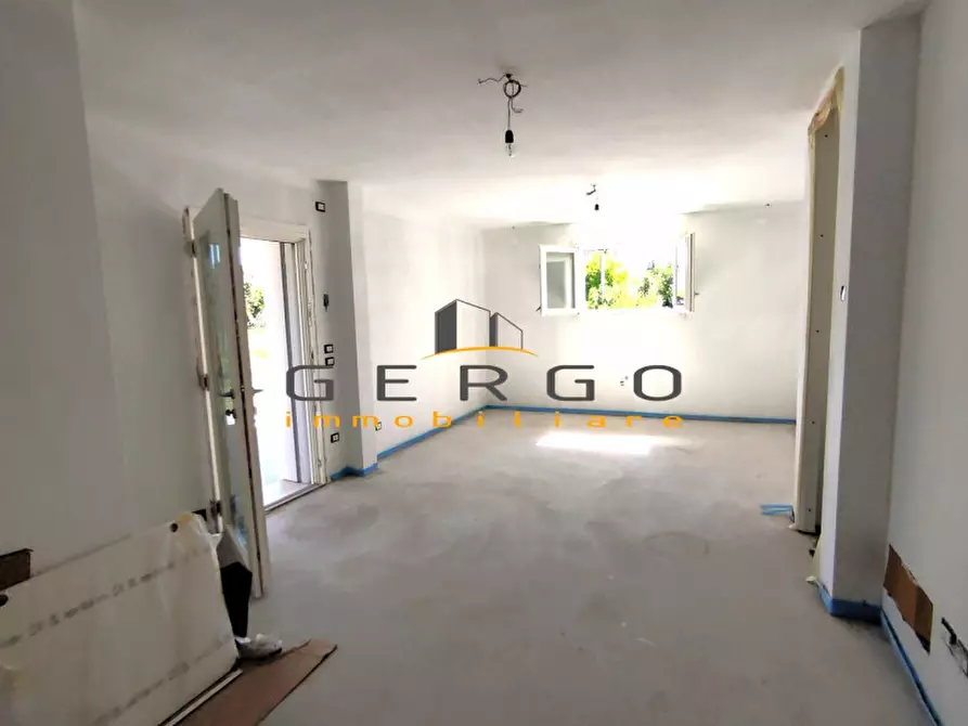 Immagine 8 di Casa indipendente in vendita  in via Puccini a Fontanafredda