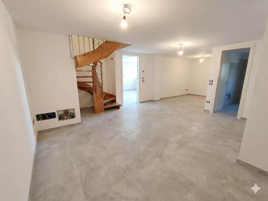 Immagine 9 di Casa indipendente in vendita  in via Puccini a Fontanafredda