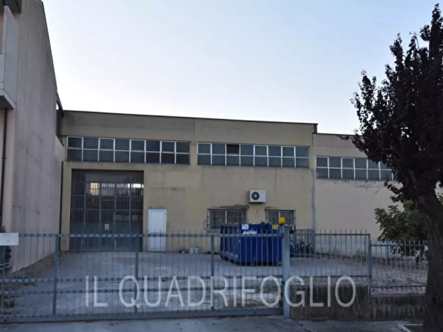 Immagine 1 di Capannone industriale in vendita  a Cesena